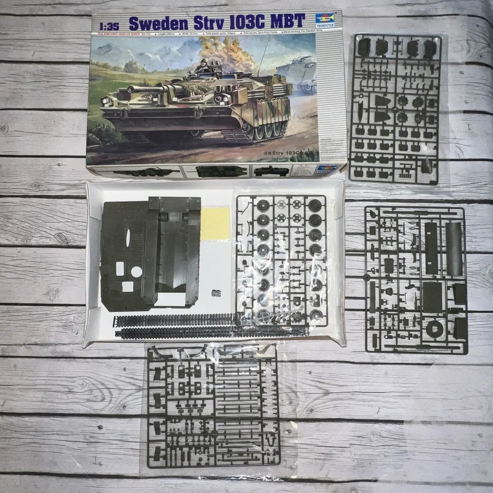 Sweden Strv 103C MBT - Trumpeter 1/35 Unassembled AFV Kit#00310 - READ